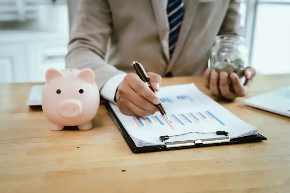 HELP: Debt, Mortgage Offset or Investing? How Professionals Can Prioritise Their Next Dollar